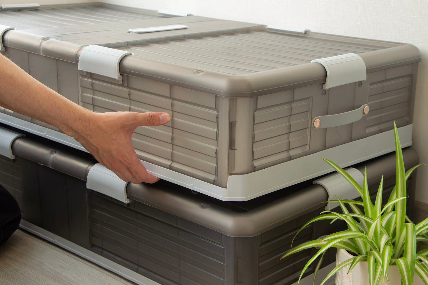 Caja Organizadora Bajo Cama Plegable con Ruedas - Apilable y Multiuso